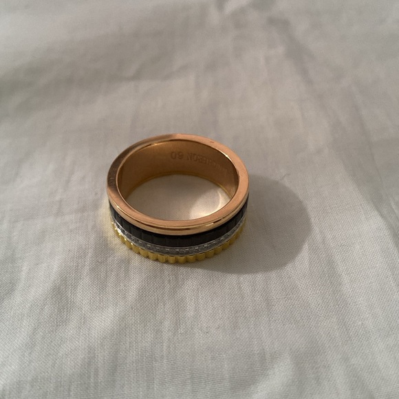 Boucheron Quatre Classique Ring - Picture 5 of 8